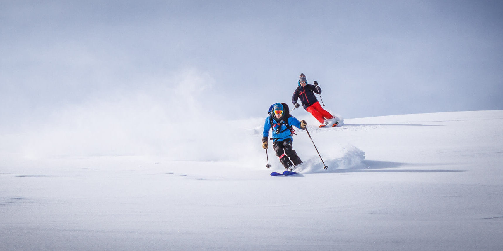 pyrenees_heliski_ski_trip_group_line_snow_heliski_terrain-19-e1710500133672