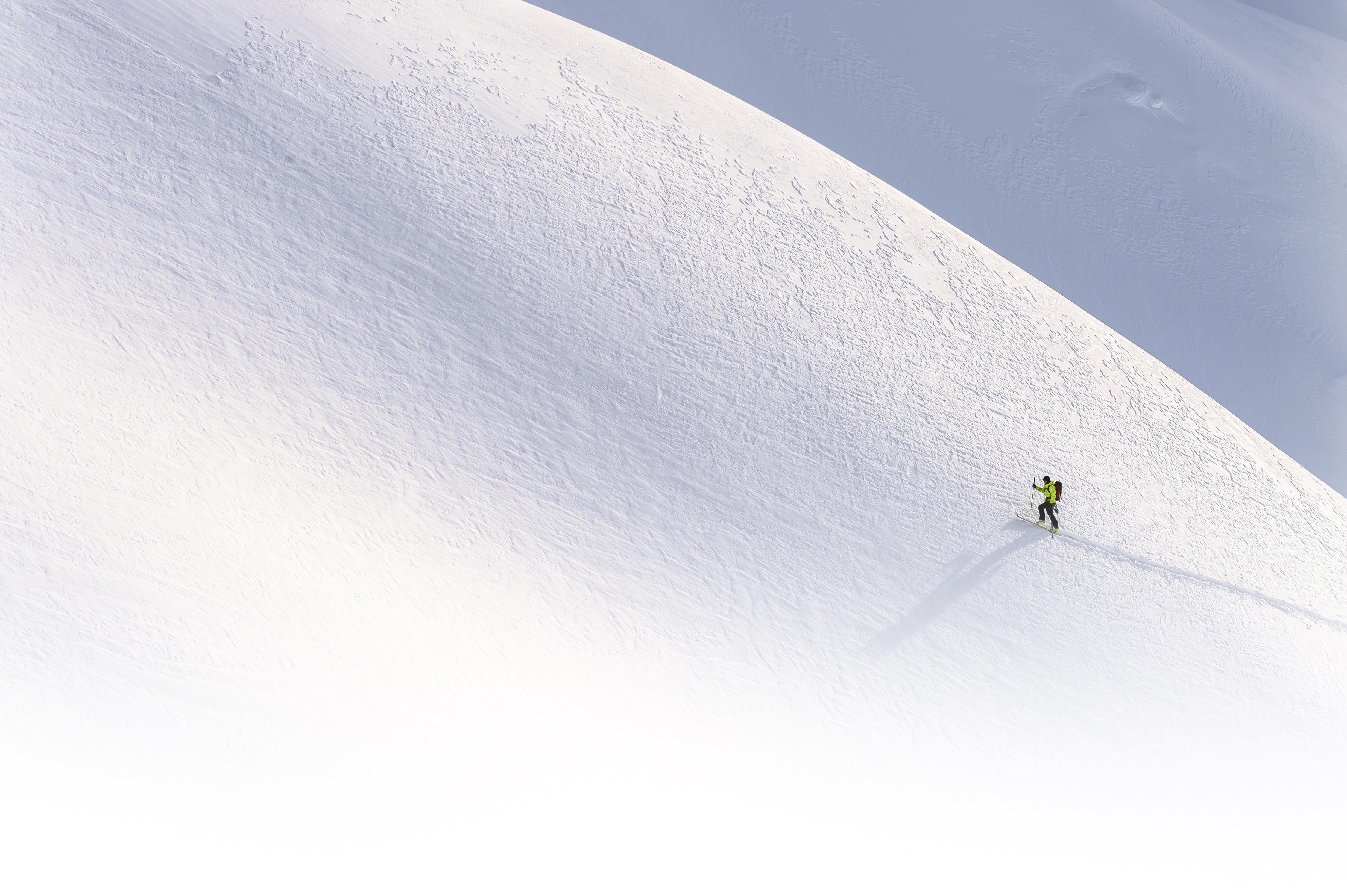 Heli Ski Touring 1 día*